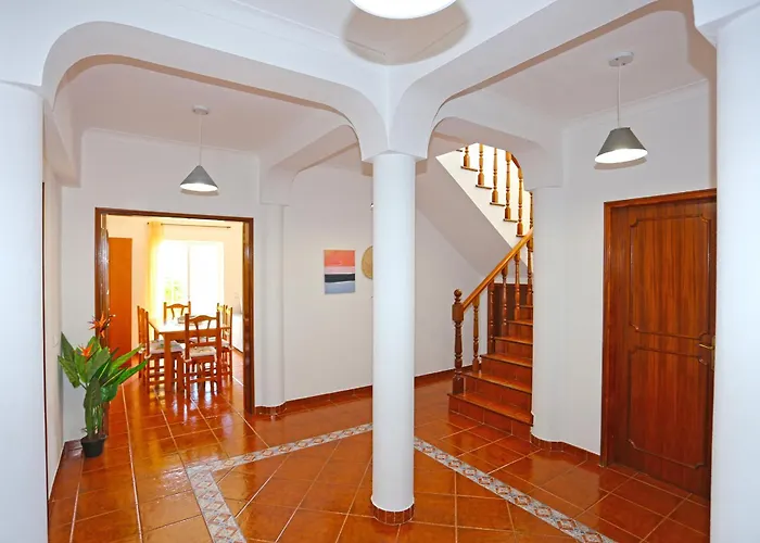 U - Casa Quinta Estacao *