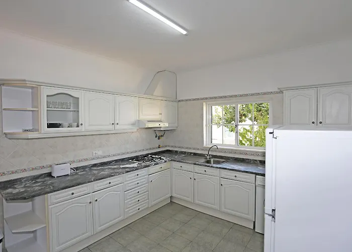 U - Casa Quinta Estacao ラゴス