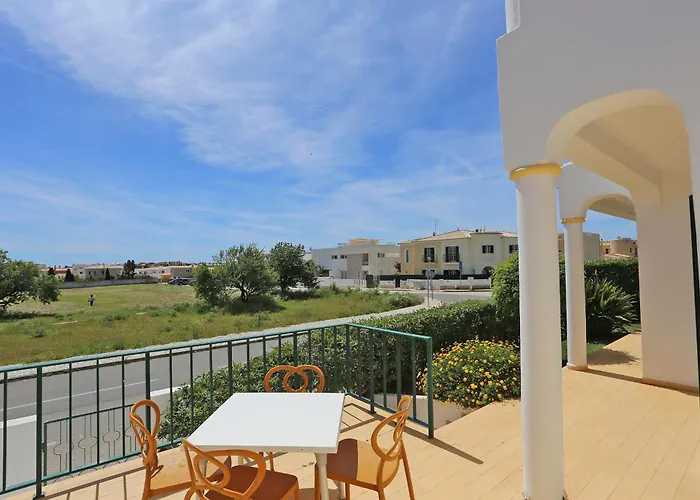 U - Casa Quinta Estacao ゲストハウス ラゴス