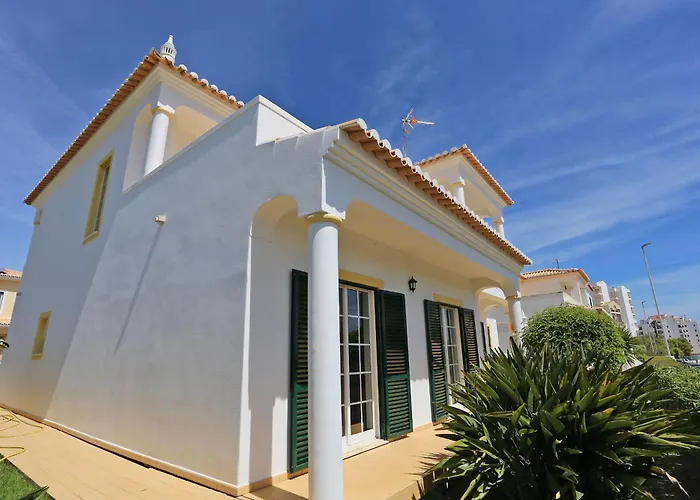 U - Casa Quinta Estacao ゲストハウス