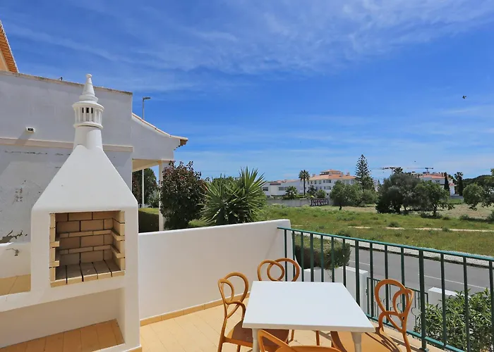 U - Casa Quinta Estacao *