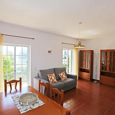 U - Casa Quinta Estacao Pensión