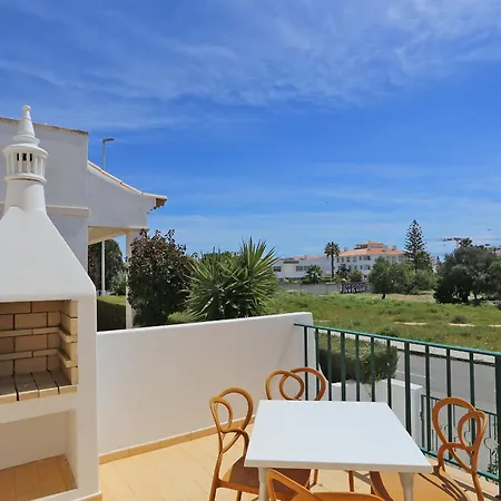 U - Casa Quinta Estacao *