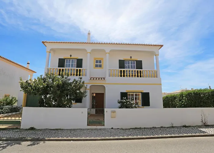 Vendégház U - Casa Quinta Estacao Lagos
