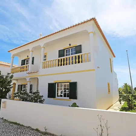 Guest house U - Casa Quinta Estacao *